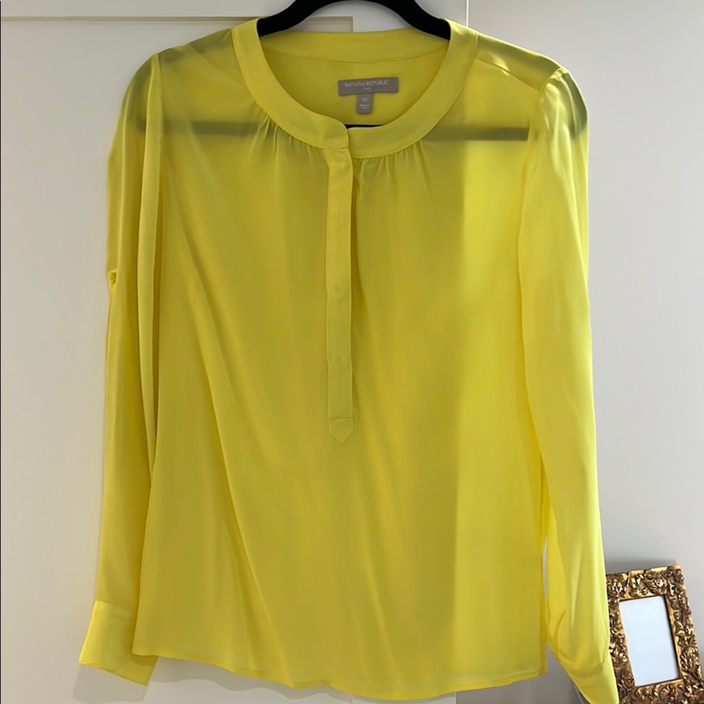 Banana Republic Silk Yellow Women's Blouse